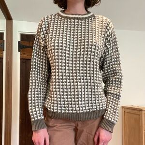 Sperry knit sweater